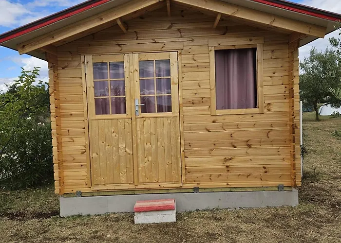 Laste 캠프장 Smokovic